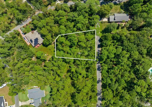Photo 4 of Land for sale at 16502 N Shore Ln, Pensacola, FL 32507 | MLS# 672620 | Listing updated on 2026-10-14