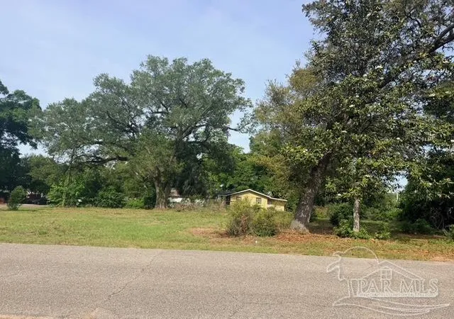4th image of 3001 N U St #https://1drv.ms, Pensacola, FL 32505 | MLS# 681264