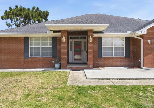 5th image of 1936 Candlewood Dr, Navarre, FL 32566 | MLS# 685896