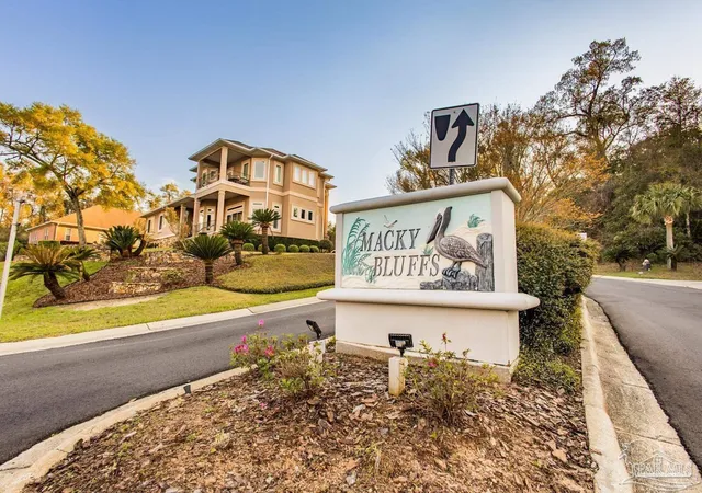 Photo 1 of Sale Pending at 3033 Pelican Ln, Pensacola, FL 32514 | MLS# 682582 | Listing updated on 2026-07-03