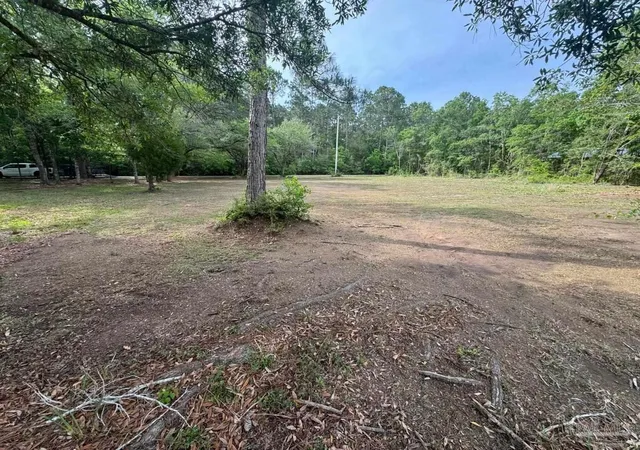 2nd image of 5816 Shady Bayou Ln, Milton, FL 32583 | MLS# 681986
