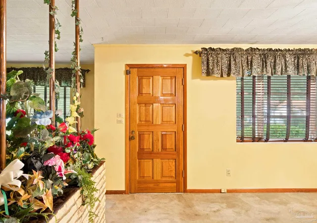 Photo 4 of Single family home for sale at 502 N Green St, Pensacola, FL 32505 | MLS# 685063 | Listing updated on 2026-08-05