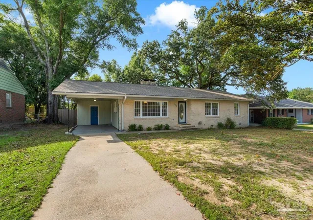 1st image of 721 Gentian Dr, Pensacola, FL 32503 | MLS# 683588