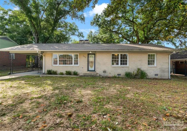 2nd image of 721 Gentian Dr, Pensacola, FL 32503 | MLS# 683588