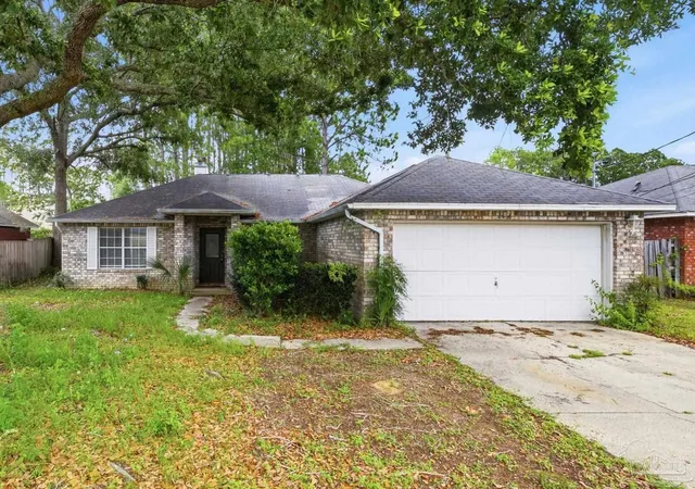 Homes for sale in Navarre, FL | 2678 Hidden Estates Cir, Navarre, FL 32566 | MLS# 683640