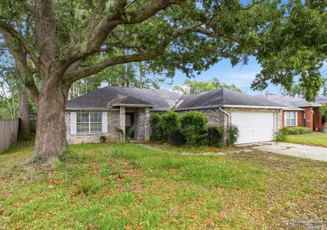 Homes for sale in Navarre, FL | 2678 Hidden Estates Cir, Navarre, FL 32566 | MLS# 683640