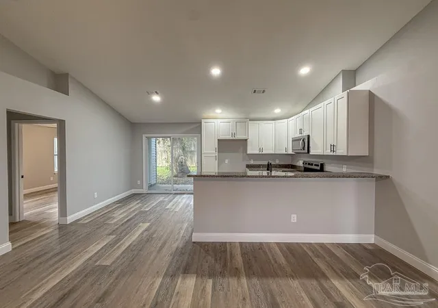 Photo 3 of Single family home for sale at 436 Hilburn Ln, Pensacola, FL 32504 | MLS# 682532 | Listing updated on 2026-09-03