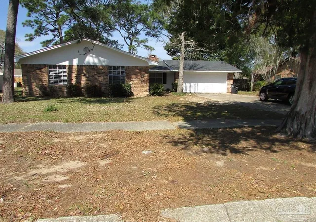 Homes for sale in Pensacola, FL | 5715 Keystone Rd, Pensacola, FL 32504 | MLS# 682842