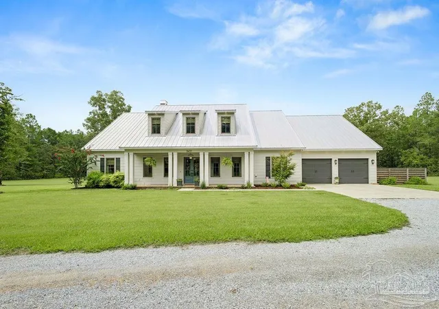 Photo 1 of Single family home for sale at 2433 Wallace Lake Rd, Milton, FL 32571 | MLS# 688342 | Listing updated on 2026-09-03