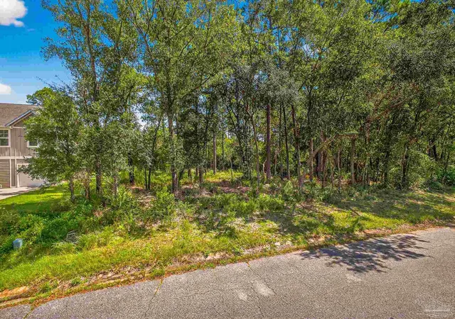 1st image of 5652 Bay Forest Dr, Pensacola, FL 32526 | MLS# 670204