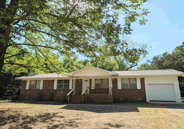 Photo 1 of Single family home for sale at 8733 Rebel Rd, Pensacola, FL 32526 | MLS# 682726 | Listing updated on 2026-09-09