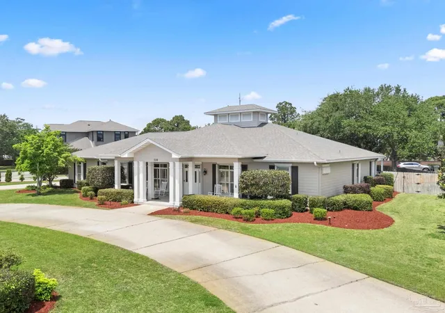 2nd image of 510 Windrose Cir, Pensacola, FL 32507 | MLS# 681483