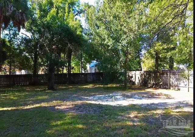 2nd image of 1011 N Reus St, Pensacola, FL 32501 | MLS# 679882