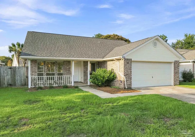 Photo 3 of Single family home for sale at 3750 Sterling Point Rd, Gulf Breeze, FL 32563 | MLS# 688303 | Listing updated on 2026-08-31