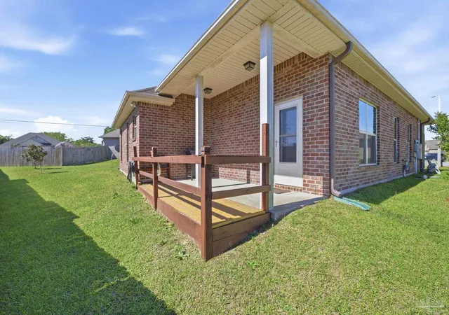 Homes for sale in Cantonment, FL | 401 Waterbury Ct, Cantonment, FL 32533 | MLS# 680599