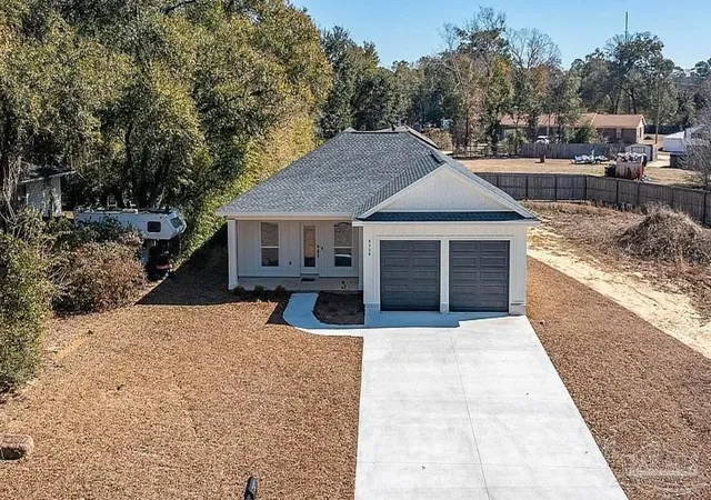 2nd image of 8338 Raleigh Cir, Pensacola, FL 32534 | MLS# 680411