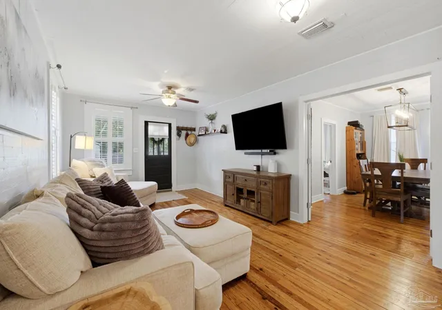 1st image of 1300 Yonge St, Pensacola, FL 32503 | MLS# 684772