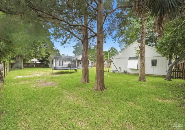 39th image of 1300 Yonge St, Pensacola, FL 32503 | MLS# 684772