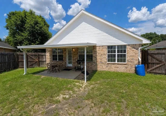 Photo 3 of Single family home for sale at 6874 Cedar Ridge Cir, Milton, FL 32570 | MLS# 685657 | Listing updated on 2026-10-08