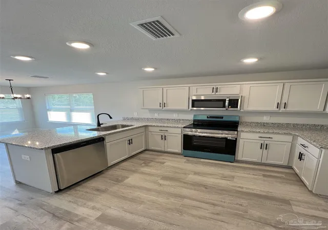 Photo 4 of Single family home for sale at 3347 Bliss Ln #7E, Cantonment, FL 32533 | MLS# 675329 | Listing updated on 2026-08-21