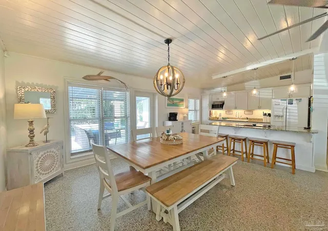 Photo 3 of Single family home for sale at 1207 Ariola Dr, Gulf Breeze, FL 32561 | MLS# 680427 | Listing updated on 2026-06-10