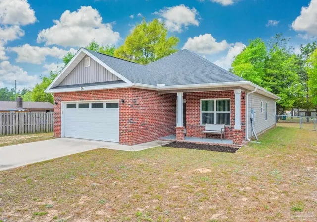 Homes for sale in Crestview, FL | 6160 Hayes Dr, Crestview, FL 32539 | MLS# 680671