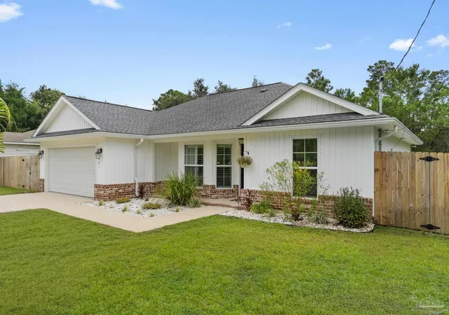 Photo 2 of Single family home for sale at 5861 Capitol Dr, Gulf Breeze, FL 32563 | MLS# 688081 | Listing updated on 2026-09-08