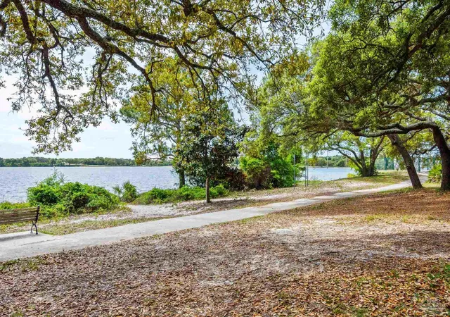 Homes for sale in Pensacola, FL | 424 Gibbs Rd, Pensacola, FL 32507 | MLS# 682351