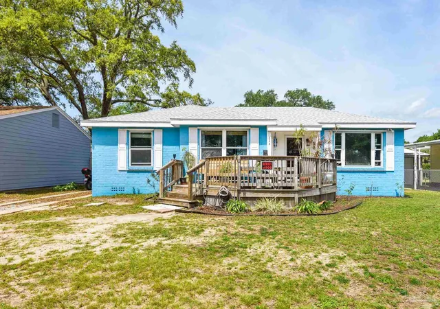Homes for sale in Pensacola, FL | 424 Gibbs Rd, Pensacola, FL 32507 | MLS# 682351