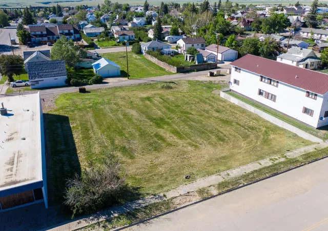 4th image of 138 S Central Ave, Cut Bank, MT 59427 | MLS# 22210943