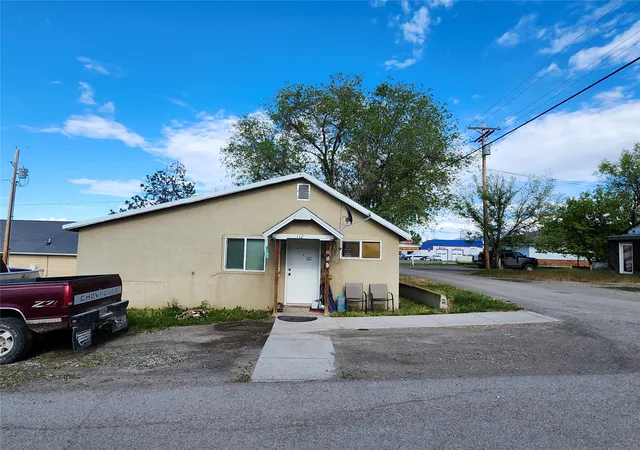 Homes for sale in Hot Springs, MT | 112 N Arlee St, Hot Springs, MT 59845 | MLS# 30007079