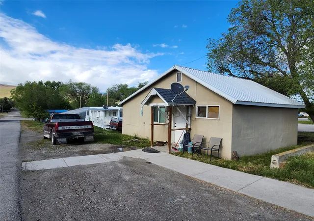 Homes for sale in Hot Springs, MT | 112 N Arlee St, Hot Springs, MT 59845 | MLS# 30007079
