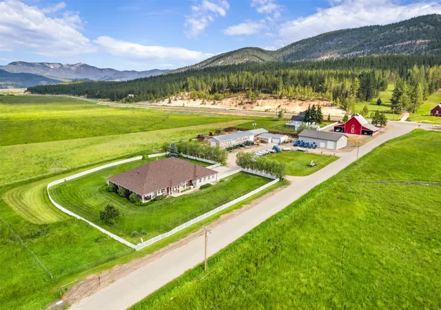 4th image of 124 Morrison Ln, Bonner, MT 59823 | MLS# 30007459