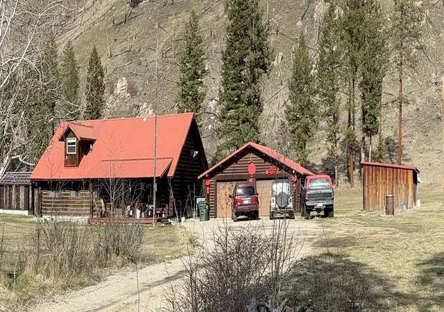 3rd image of 5900 Us Hwy 93 S, Sula, MT 59871 | MLS# 30022434