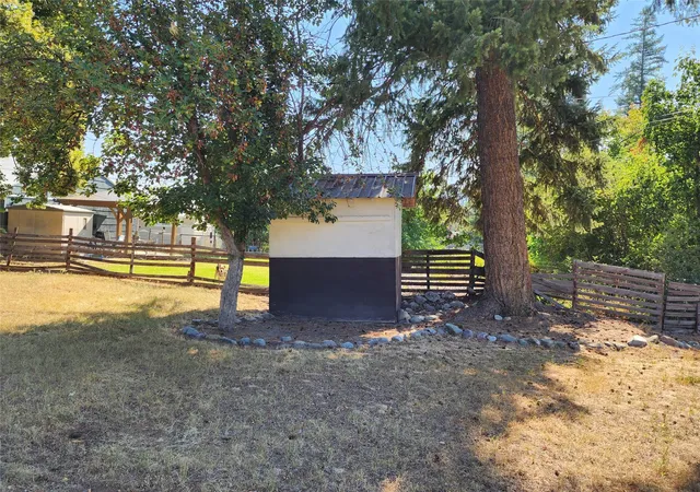34th image of 205 W Poplar St, Libby, MT 59923 | MLS# 30023388