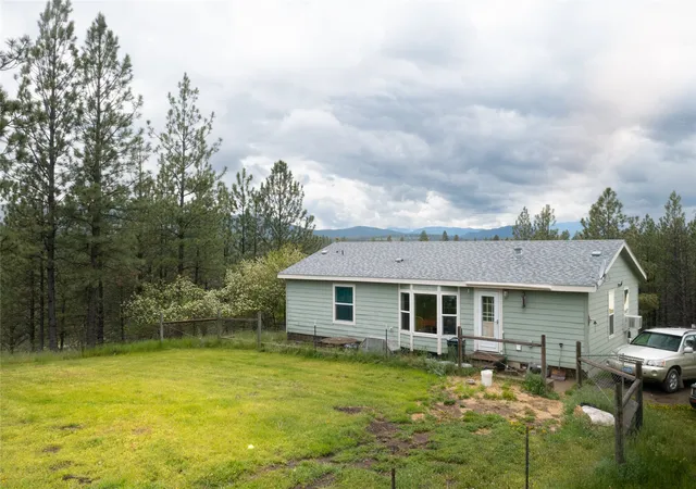 Homes for sale in Eureka, MT | 2801 Us Hwy 93 S, Eureka, MT 59917 | MLS# 30022570
