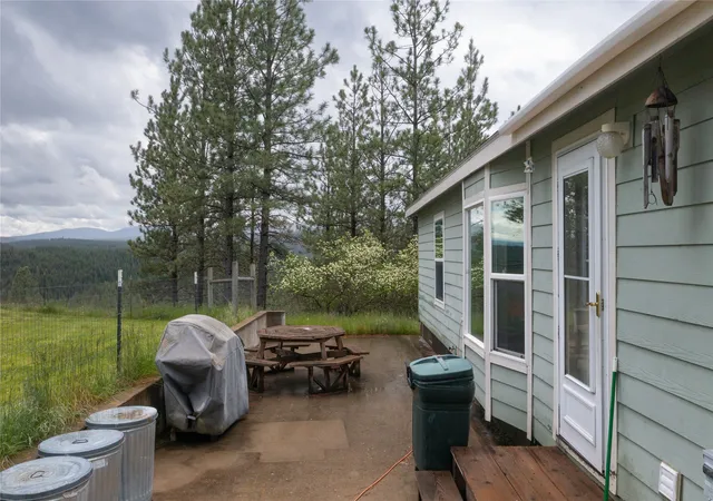 Homes for sale in Eureka, MT | 2801 Us Hwy 93 S, Eureka, MT 59917 | MLS# 30022570