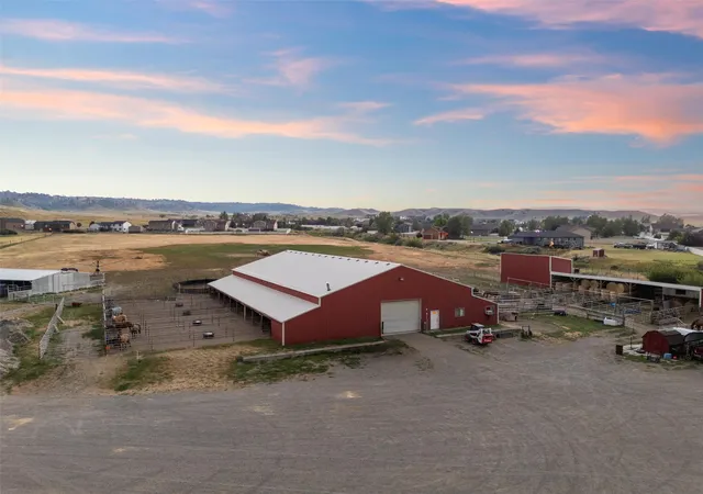 2nd image of 3306 Becraft Ln, Billings, MT 59101 | MLS# 30028927