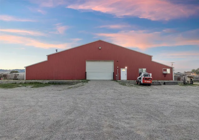 4th image of 3306 Becraft Ln, Billings, MT 59101 | MLS# 30028927