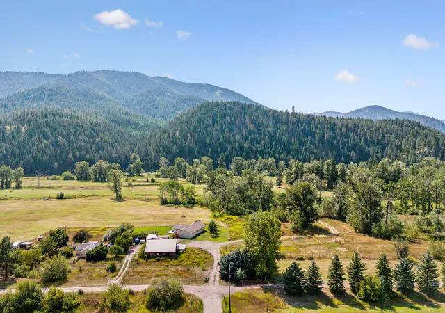 Homes for sale in Clinton, MT | 11055 Silver St, Clinton, MT 59825 | MLS# 30032328