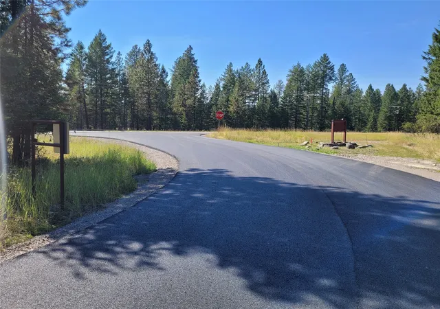 2nd image of 3 Snowy Owl Ln, Bigfork, MT 59911 | MLS# 30038504