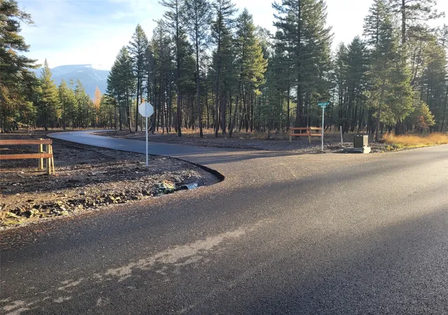 4th image of 4 Snowy Owl Ln, Bigfork, MT 59911 | MLS# 30038807