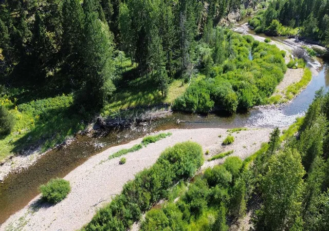 1st image of 8229 Dead End Trl, Lincoln, MT 59639 | MLS# 30039654