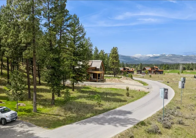 4th image of 469 Wilderness Club Dr, Eureka, MT 59917 | MLS# 30041078