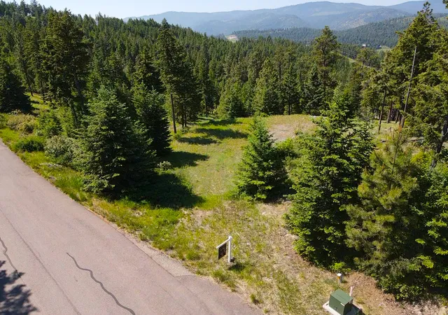 2nd image of 82 Hyden Ridge Rd, Lakeside, MT 59922 | MLS# 30041021