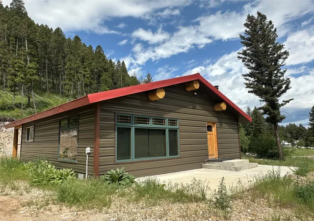 Homes for sale in Philipsburg, MT | 50 Maxville Rd, Philipsburg, MT 59858 | MLS# 30041816