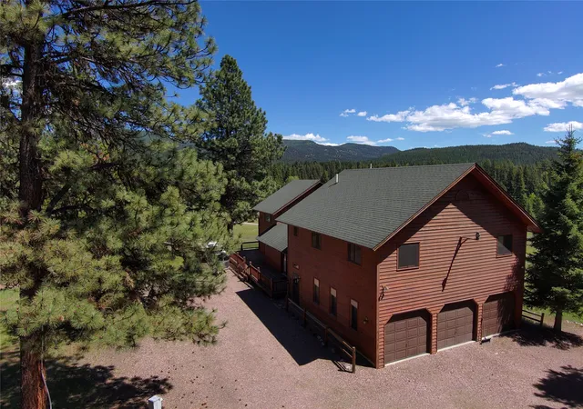 Photo 4 of Single family home for sale at 1015 Whitetail Dr, Seeley Lake, MT 59868 | MLS# 30045843 | Listing updated on 2026-08-01