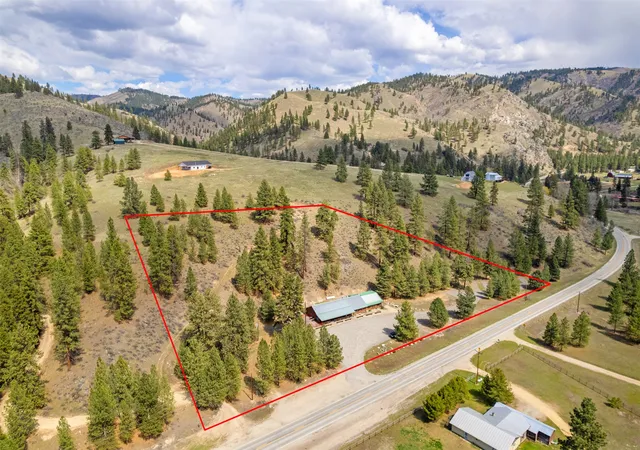 2nd image of 5388 Us Hwy 93 S, Conner, MT 59827 | MLS# 30047316