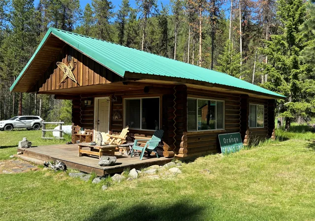 Homes for sale in Alberton, MT | 127 Lonely Moose Ln, Alberton, MT 59820 | MLS# 30050176