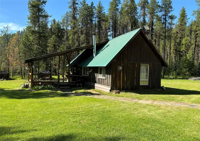 Homes for sale in Alberton, MT | 127 Lonely Moose Ln, Alberton, MT 59820 | MLS# 30050176